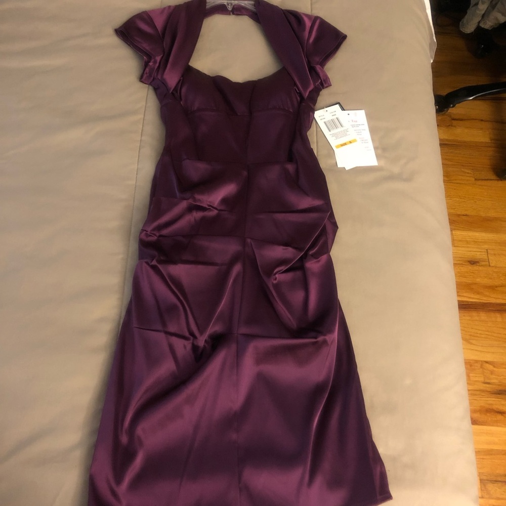 Gorgeous form fitting evening dress